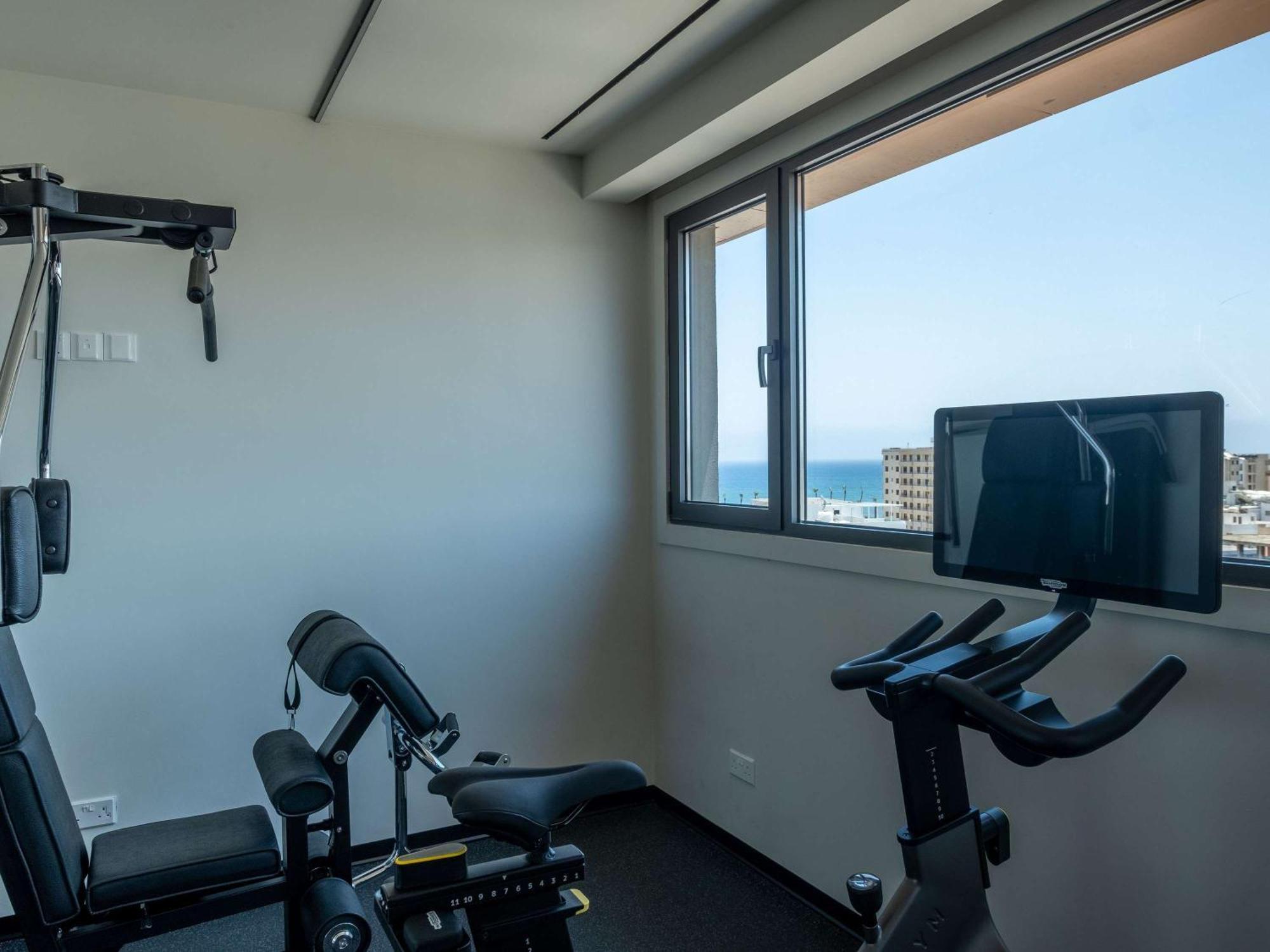 Mercure Larnaca City Eksteriør bilde